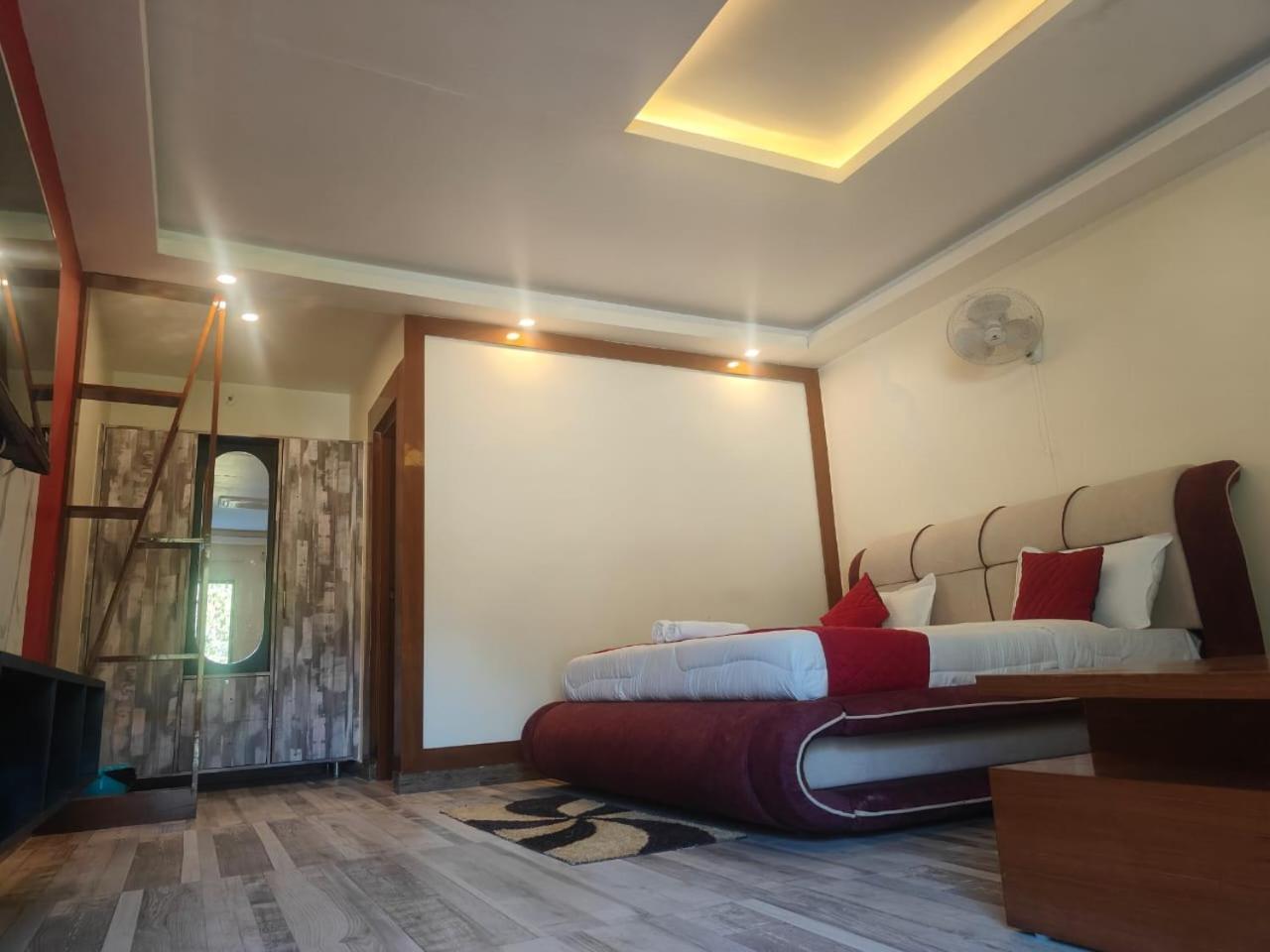 Aroma Resort Ришикеш Экстерьер фото